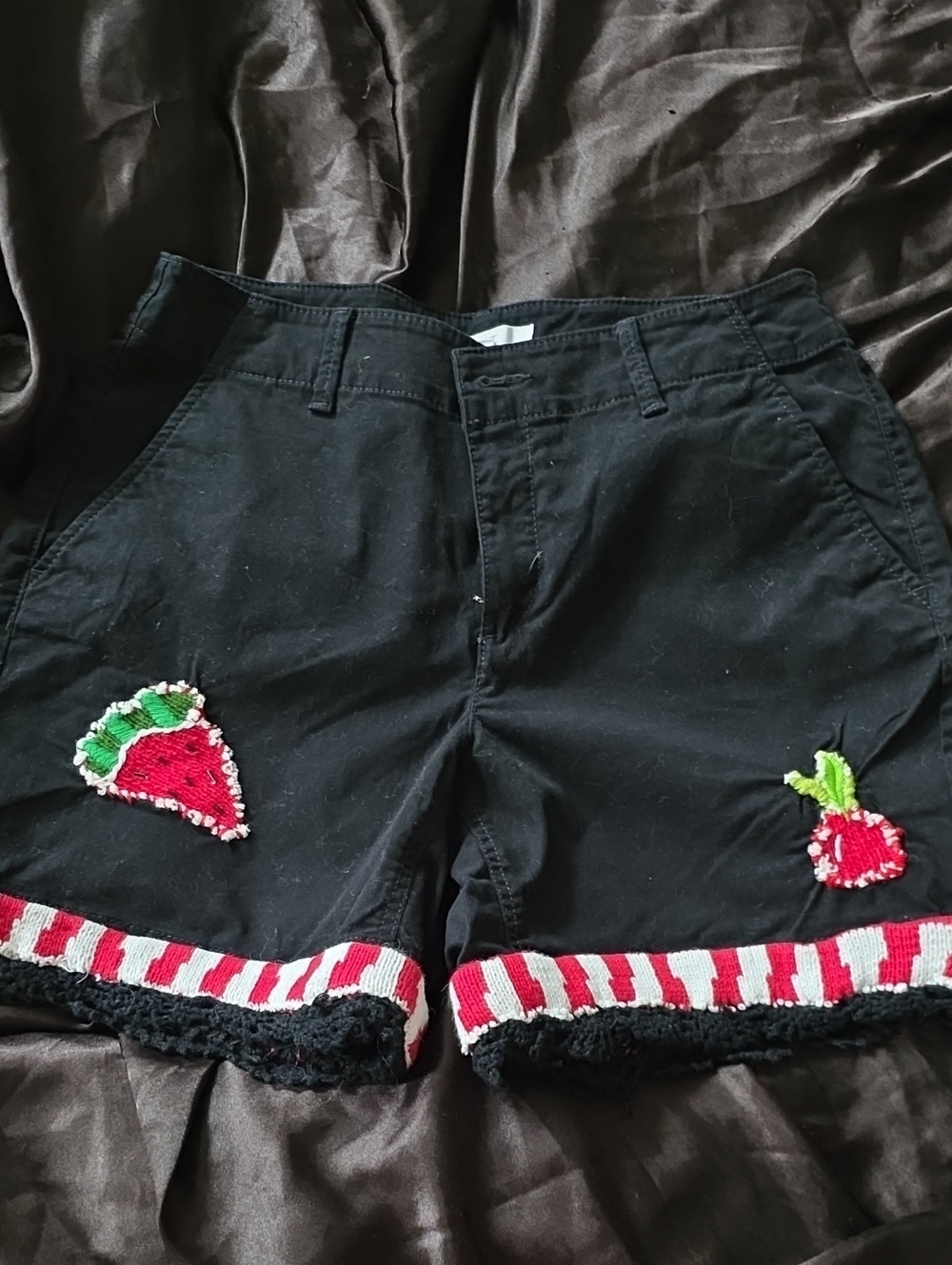 LOFT Black Women's Embroidered Fruit Trim Shorts
